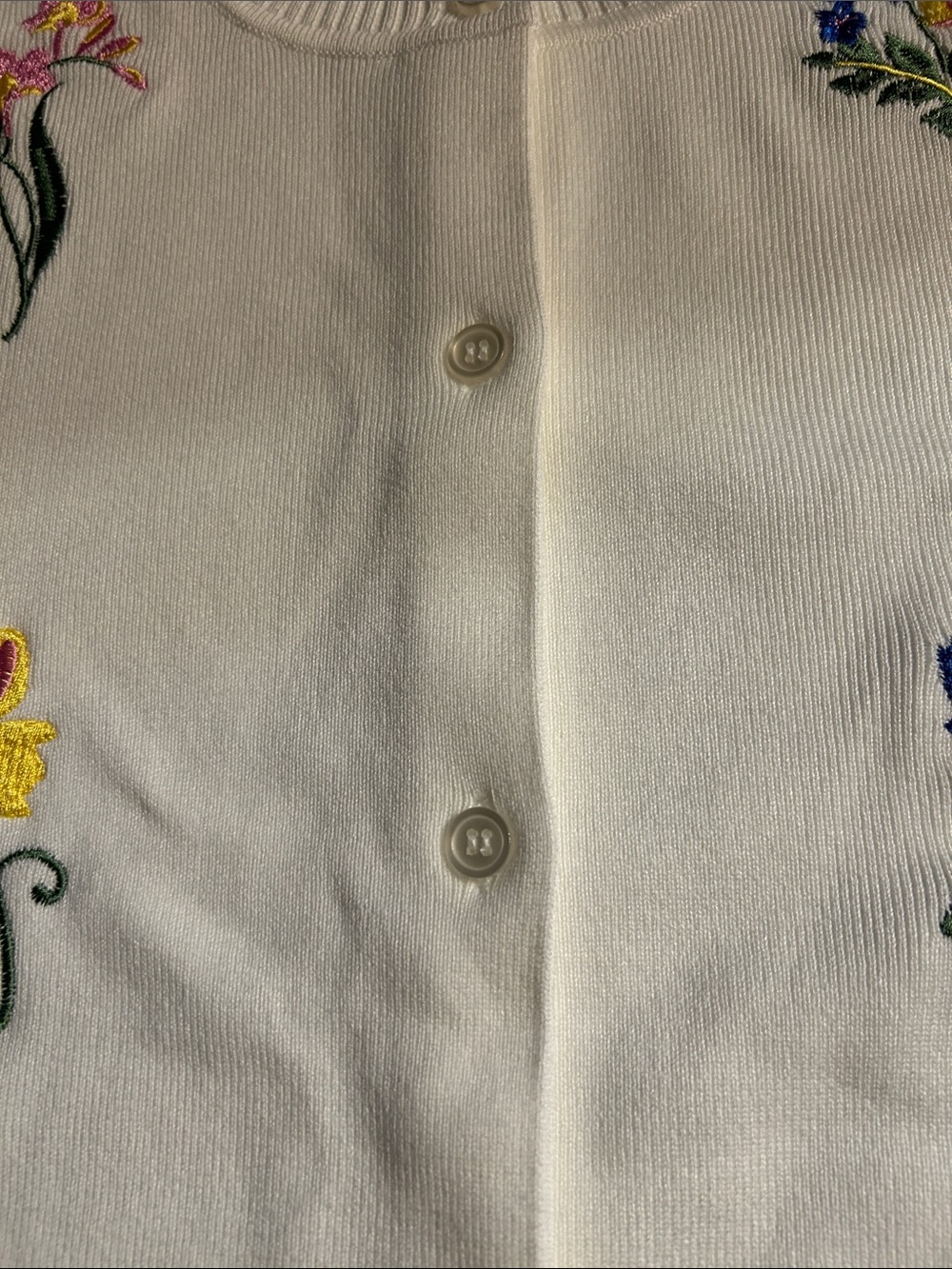 Free Assembly White Floral Embroidered Short-Sleeve Cardigan - Picture 15 of 16